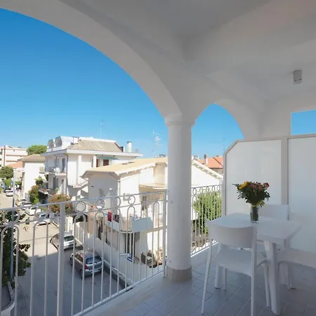 Alba Palace Апарт-отель 4*