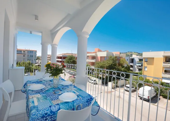 Alba Palace Aparthotel