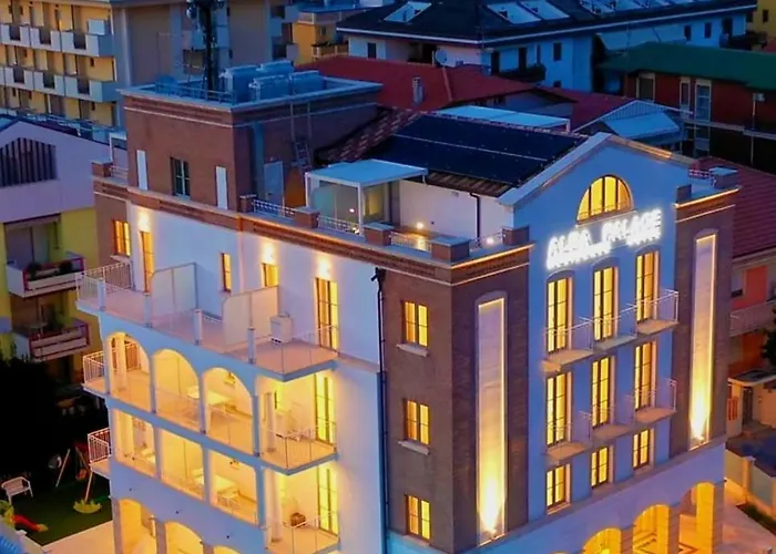 Alba Palace Aparthotel 4*